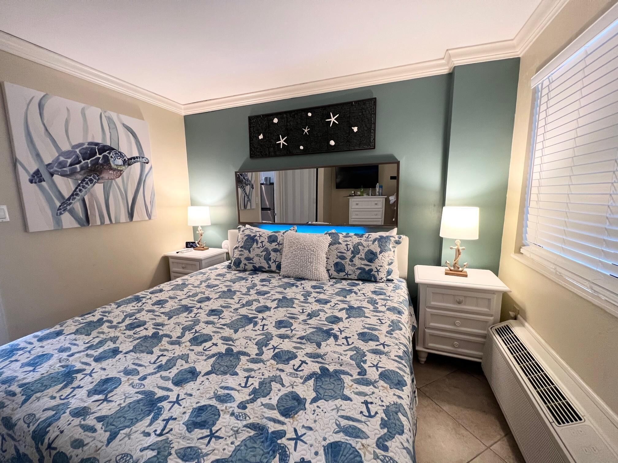 202 Direct Oceanfront 1 bedroom/1 bath condo