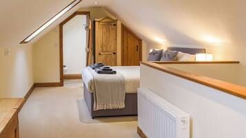 3 bedrooms, free WiFi, bed sheets