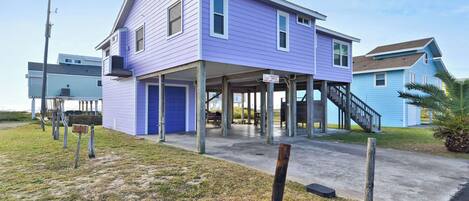 House (3 Bedrooms) | Front of property