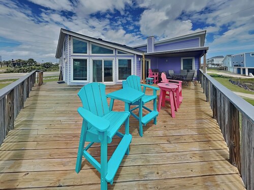 A Sunny Sandbar by Ryson Vacation Rentals