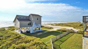 House (3 Bedrooms) | Property amenity