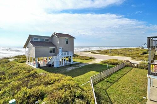 A Sunny Sandbar by Ryson Vacation Rentals