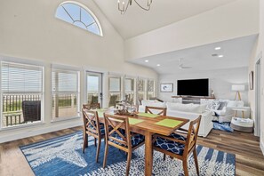 House (3 Bedrooms) | Property amenity - A Time to Lime by Ryson Vacation Rentals (Galveston)