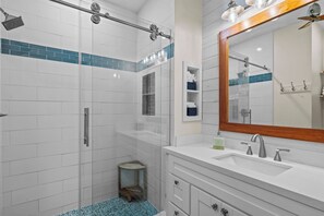House (3 Bedrooms) | Property amenity