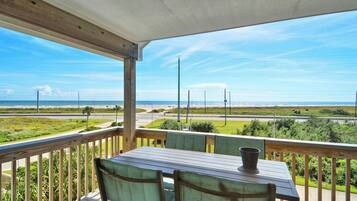 House (3 Bedrooms) | Property amenity