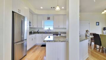 Rumah (3 Bedrooms) | Fasilitas properti