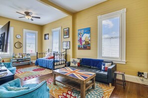 House (3 Bedrooms) | Property amenity
