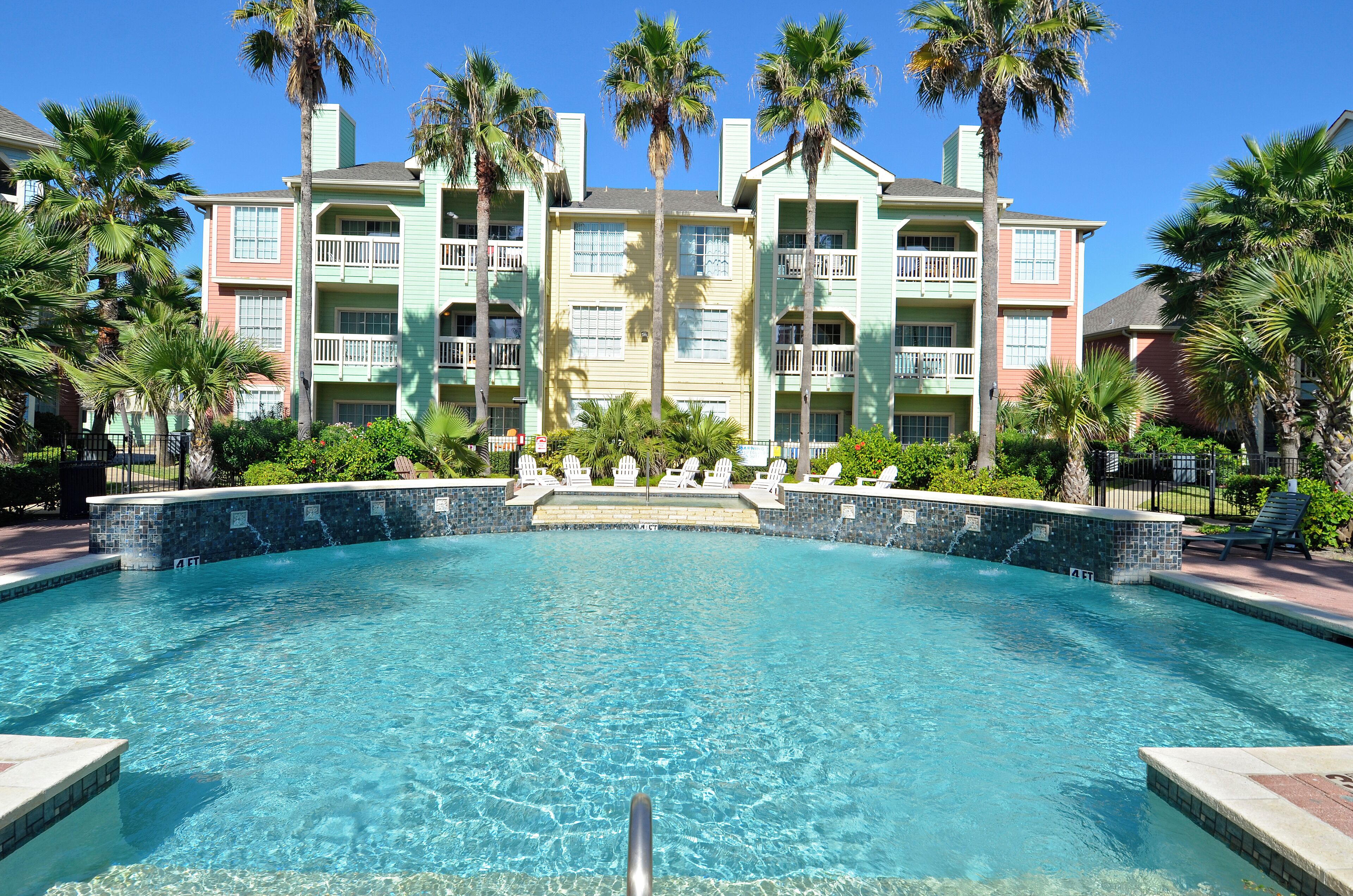 Condo (2 Bedrooms) | Property amenity