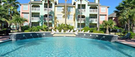 Condo (2 Bedrooms) | Property amenity