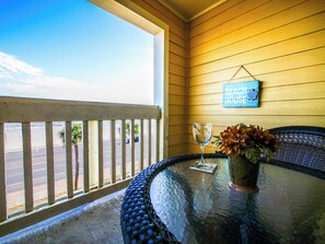 콘도 (2 Bedrooms) | 숙박 시설 내 편의 시설/서비스