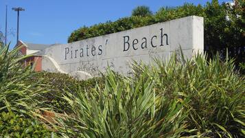 House (3 Bedrooms) | Property amenity