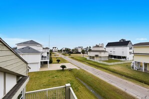 House (3 Bedrooms) | Property amenity - All Decked Out by Ryson Vacation Rentals (Galveston)