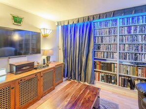 Interior - 5 bedroom accommodation in Sandilands (Sandilands)