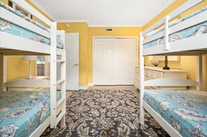 3 chambres, fer et planche à repasser, Wi-Fi, literie fournie