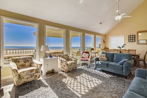 House (3 Bedrooms) | Property amenity