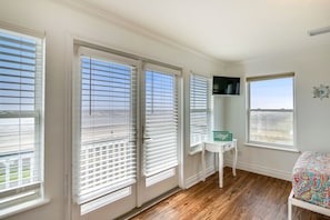 House, Multiple Beds, Balcony, Ocean View | Interior