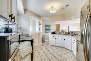 House (3 Bedrooms) | Property amenity