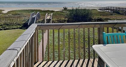 Bishop's Beach by Ryson Vacation Rentals