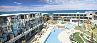 Torquay285 King Studio Beachfront Resort