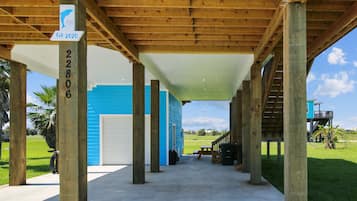 House (4 Bedrooms) | Property amenity