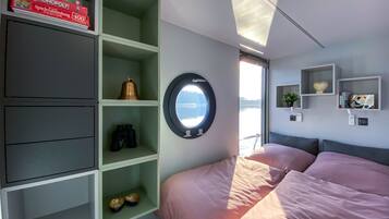 2 soveværelser, skrivebord, gratis Wi-Fi, sengetøj