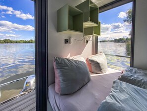 2 habitaciones, escritorio, wifi gratis y ropa de cama