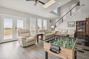 House (4 Bedrooms) | Property amenity - Brannen's Beachfront by Ryson Vacation Rentals (Galveston)