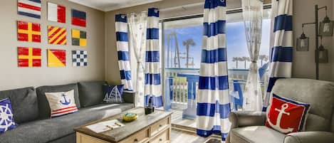 Condo (1 Bedroom) | Property amenity