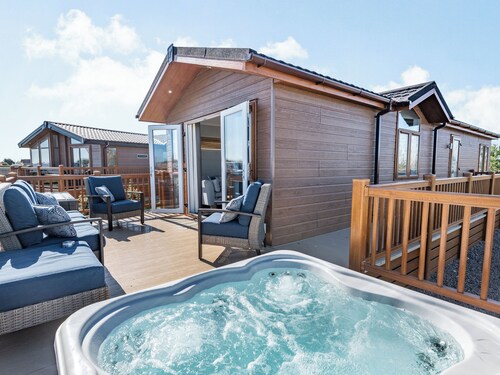 Coastal Retreat - UK37722