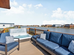 Terrace/patio - Coastal Retreat - UK37722 (Addlethorpe, near Skegness)