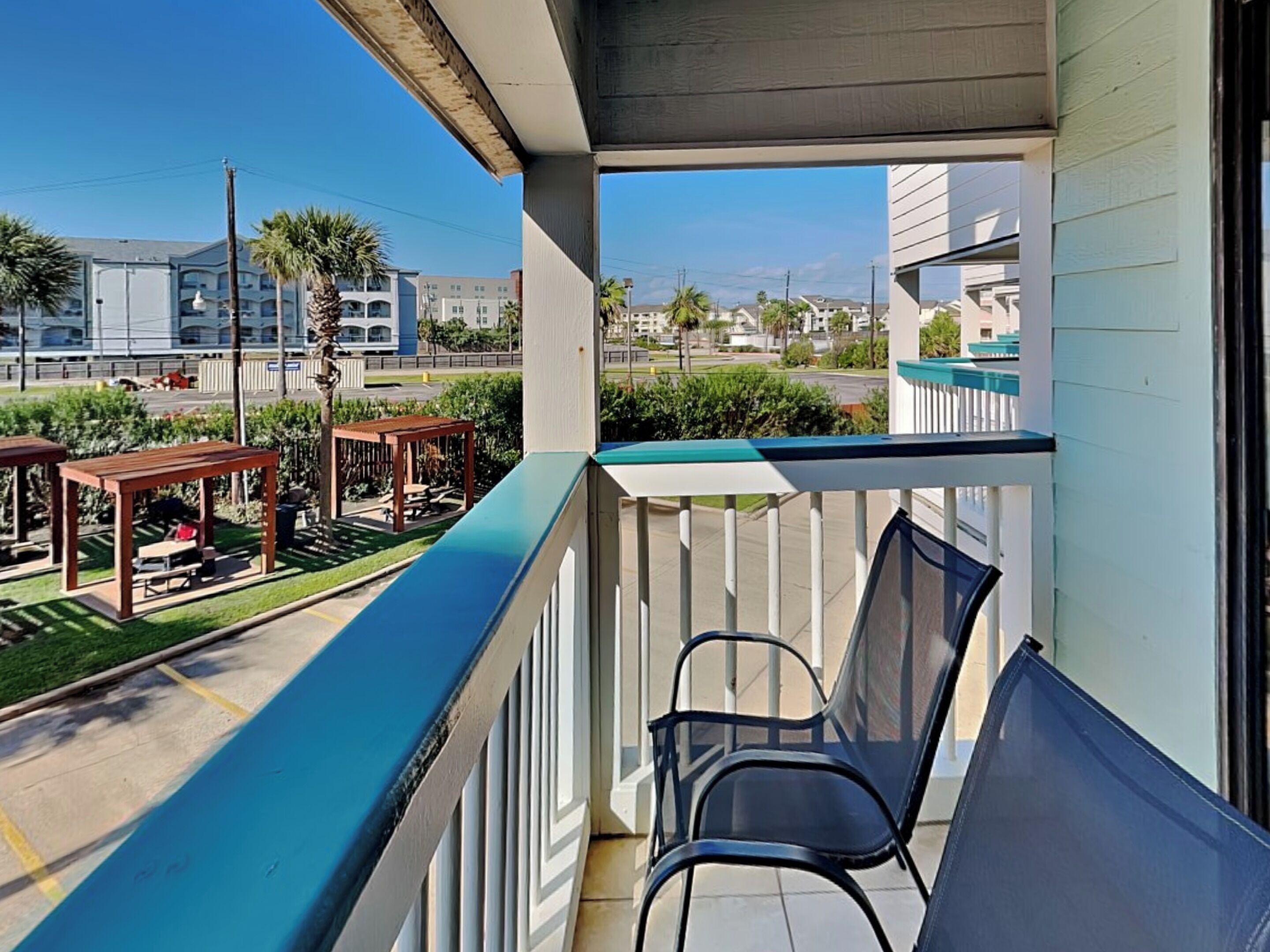 Condo (1 Bedroom) | Property amenity