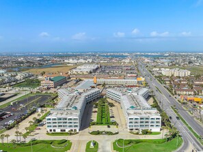 Condo (1 Bedroom) | Property amenity - Turtle Haven by Ryson Vacation Rentals (Galveston)