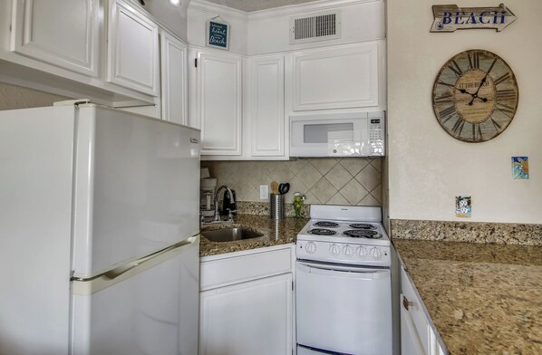 Condo (1 Bedroom) | Property amenity