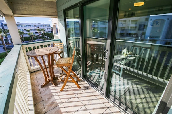 Condo, varias camas, alberca privada, vista al océano | Áreas de la propiedad