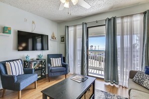 Condo (1 Bedroom) | Property amenity