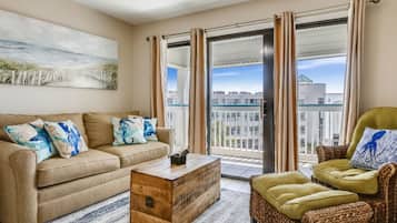 Condo (1 Bedroom) | Front of property