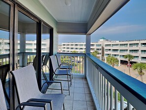 Condo (1 Bedroom) | Property amenity - Beach Days by Ryson Vacation Rentals (Galveston)