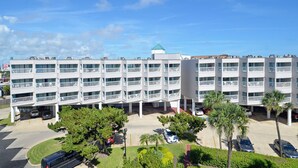 Condo (1 Bedroom) | Tiện nghi, dịch vụ nơi lưu trú