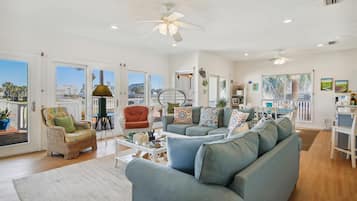 House (3 Bedrooms) | Property amenity