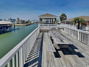 House (3 Bedrooms) | Property amenity