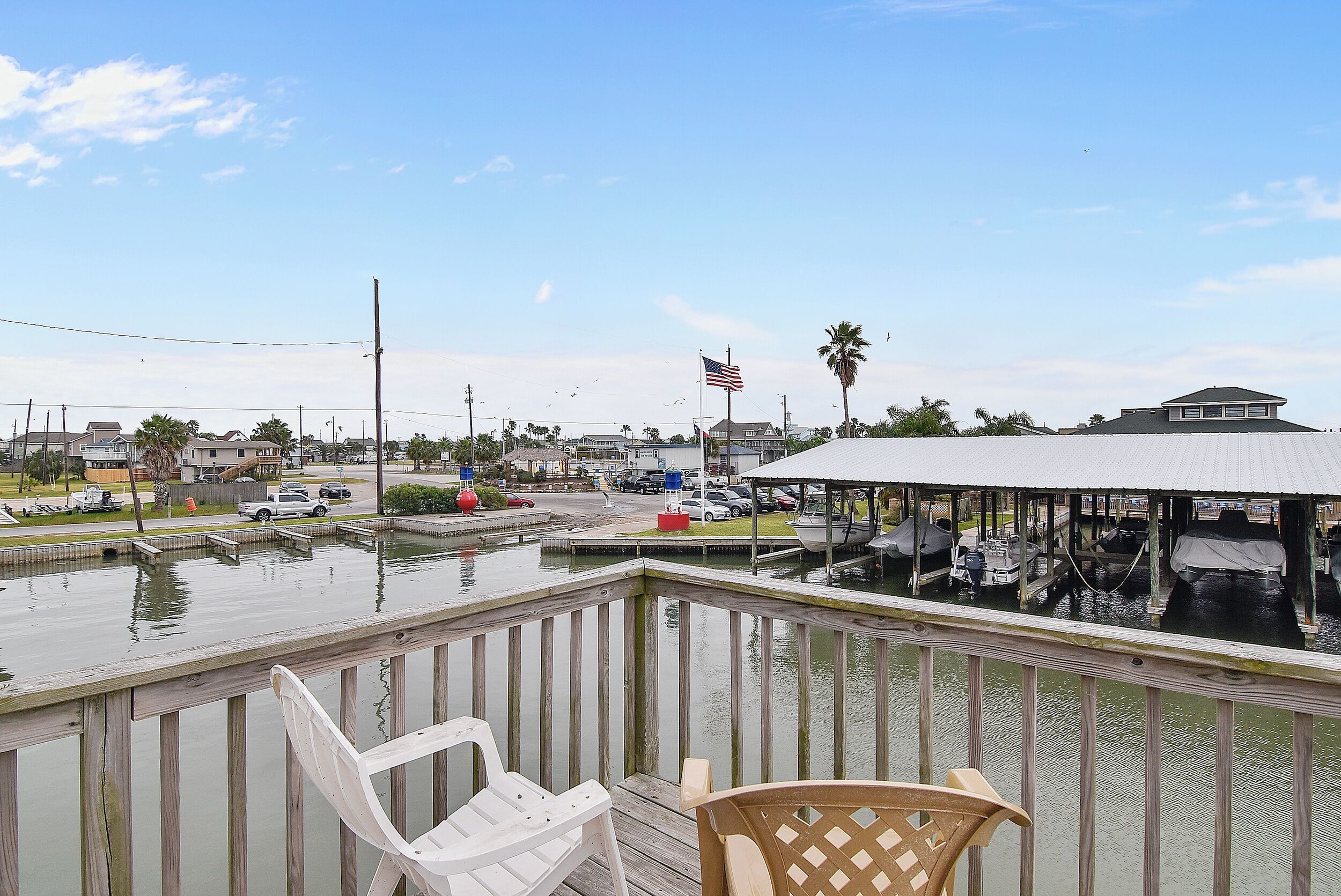 House (3 Bedrooms) | Property grounds