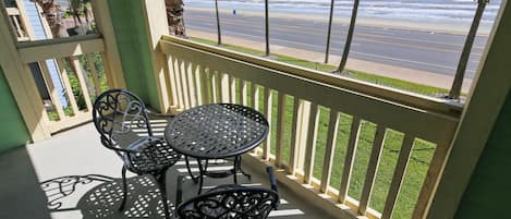 公寓客房 (1 Bedroom) | 室外用餐