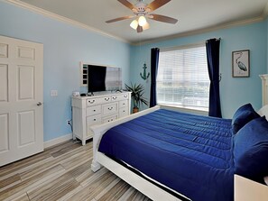 Condo (2 Bedrooms) | Property amenity