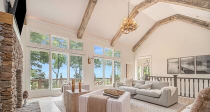 Big Canoe Mountain Home with Spectacular Mountain Views - Game room!