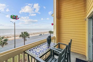 公寓客房 (2 Bedrooms) | 室外用餐