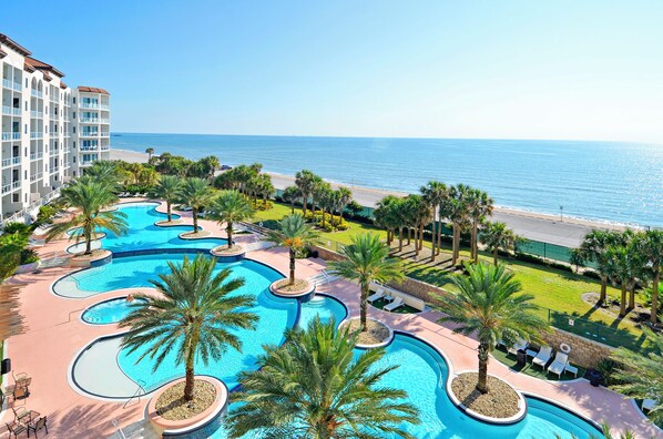 Condo (3 Bedrooms) | Property amenity