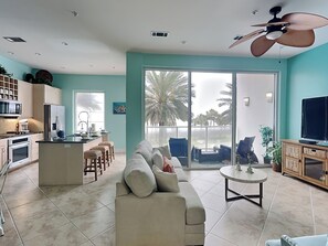 Condo (3 Bedrooms) | Property amenity - Beach Getaway by Ryson Vacation Rentals (Galveston)