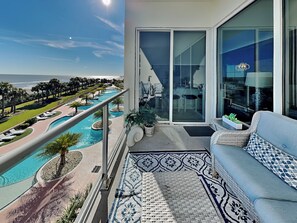 Condo (3 Bedrooms) | Property amenity - Blue Haven by Ryson Vacation Rentals (Galveston)