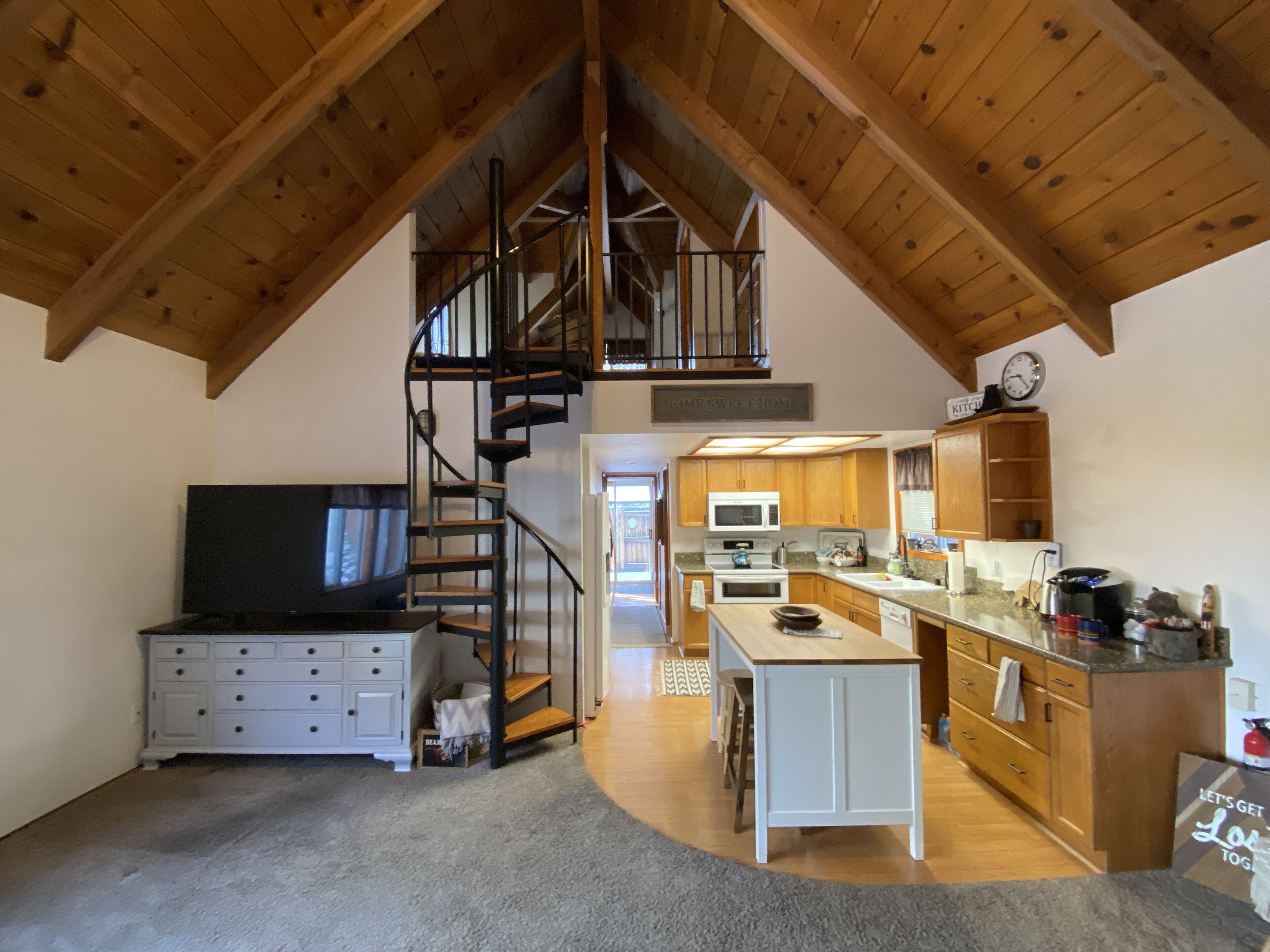 Cozy Updated Cabin with Hot Tub