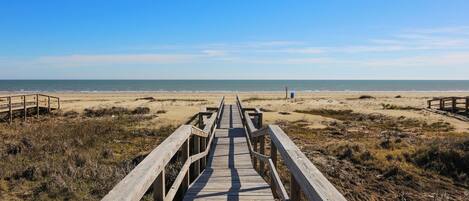 Casa (3 Bedrooms) | Servicio de la propiedad